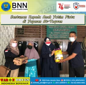 Pemberian Bantuan kepada Yayasan Yatim Piatu At-Taqwa di Tanjung Priok