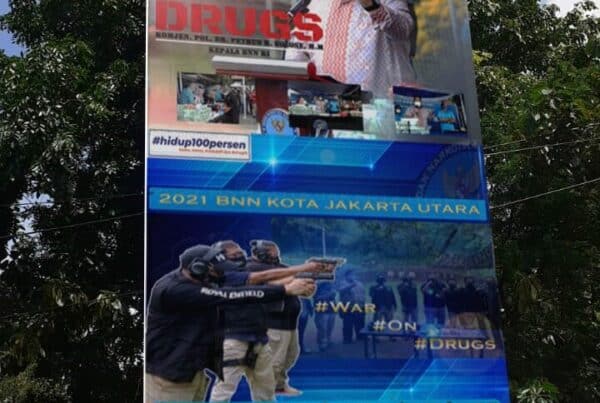 Pemasangan Baliho di RPTRA BOGASARI, Rawa Badak Utara