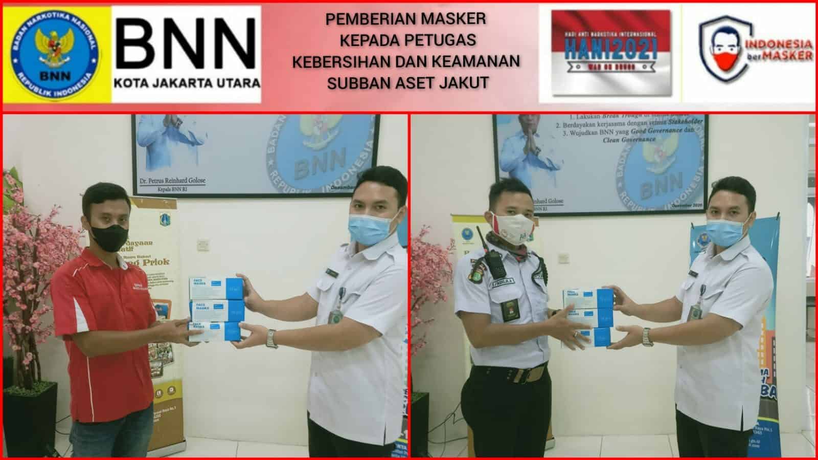 Pemberian Masker Kepada Petugas Keamanan dan Kebersihan Suban Aset Jakut